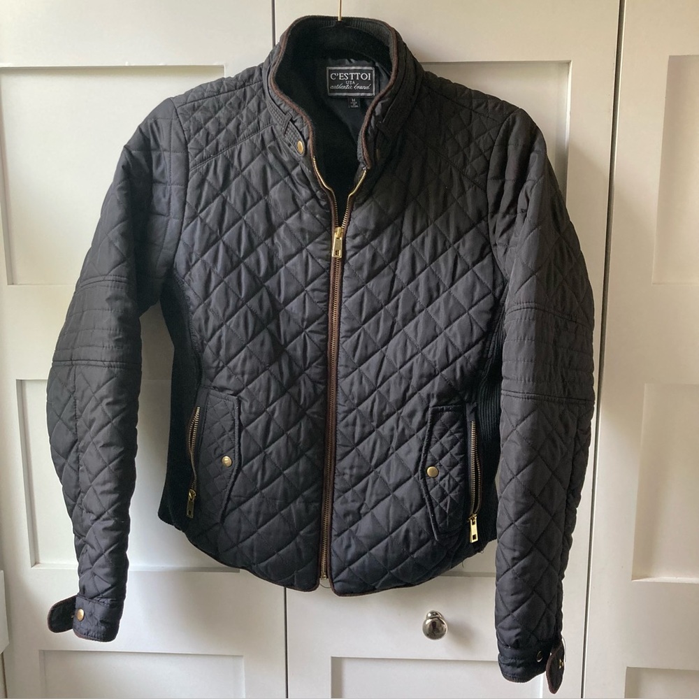 Black Lightweight Quilted Jacket with Gold Accents Size Medium